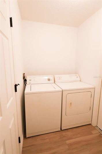 Image No.23-4 Bed House for sale