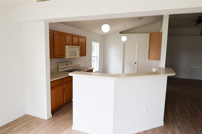 Image No.4-4 Bed House for sale