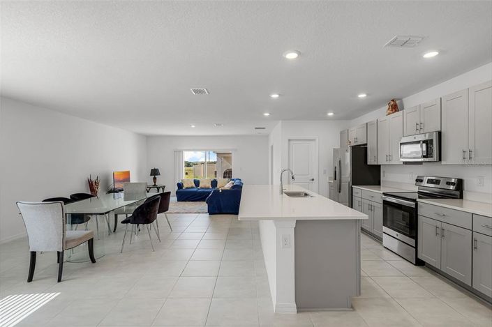 Image No.4-4 Bed House for sale