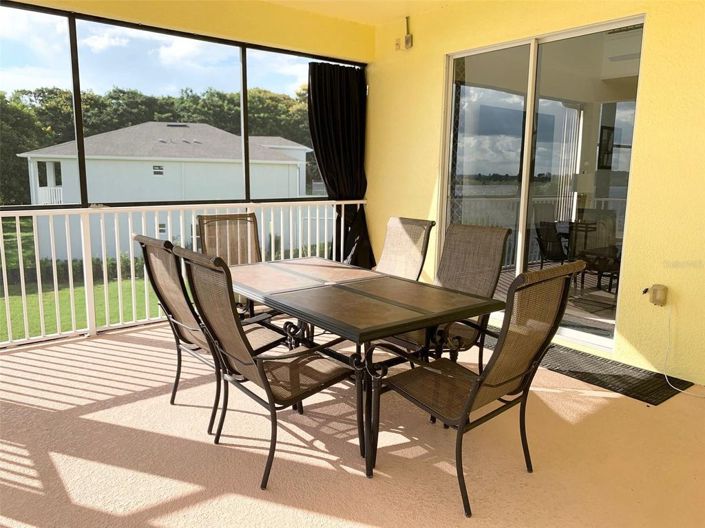 Image No.17-5 Bed House for sale