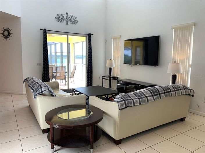 Image No.21-5 Bed House for sale