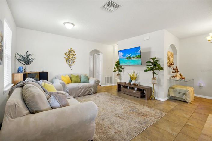 Image No.8-Maison de 4 chambres à vendre à Saint John