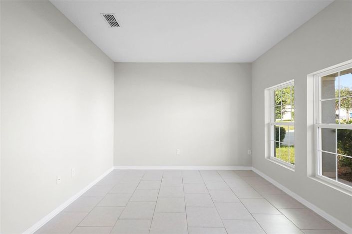 Image No.18-4 Bed House for sale