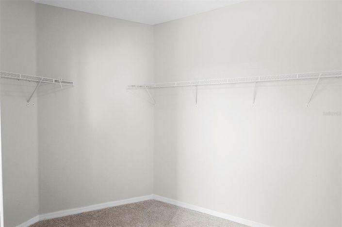 Image No.30-4 Bed House for sale