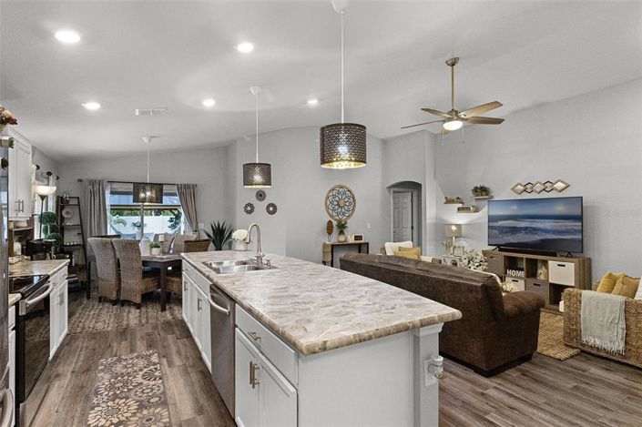 Image No.15-Maison de 4 chambres à vendre à Saint John