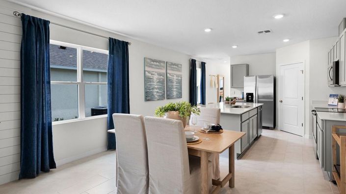 Image No.8-4 Bed House for sale