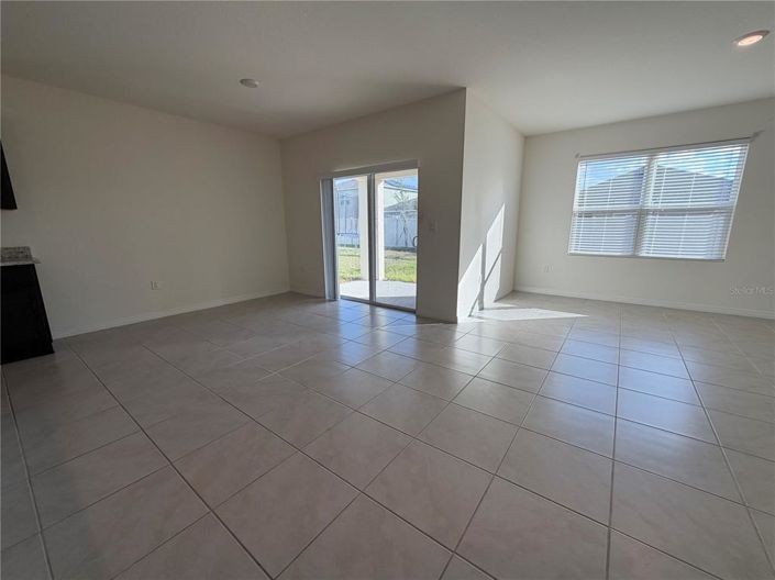 Image No.13-Maison de 4 chambres à vendre à Saint John