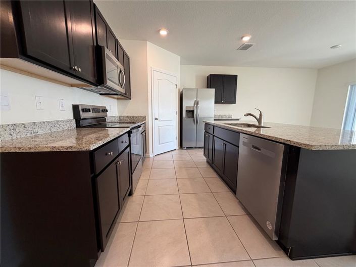 Image No.5-Maison de 4 chambres à vendre à Saint John