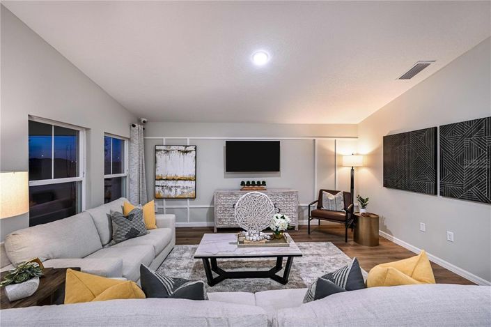 Image No.6-4 Bed House for sale