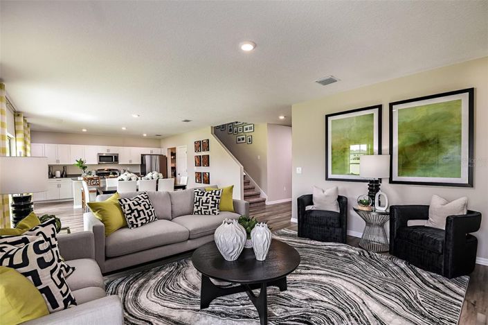 Image No.8-5 Bed House for sale