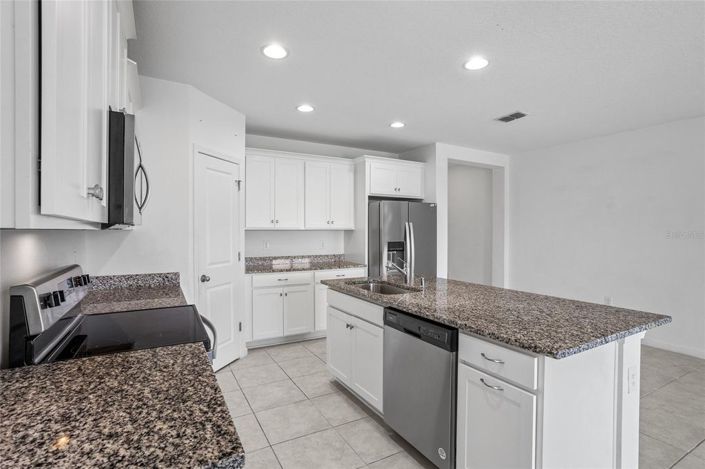 Image No.22-4 Bed House for sale