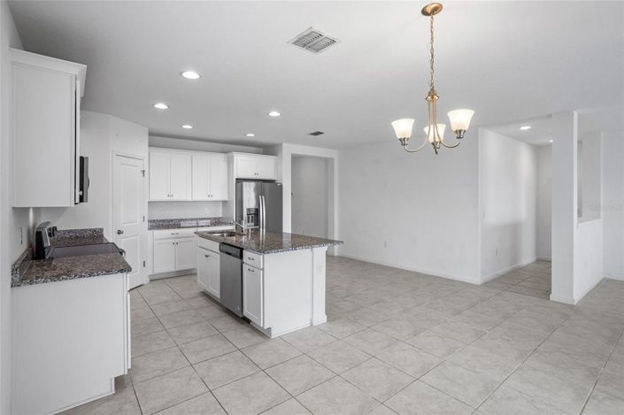 Image No.26-4 Bed House for sale