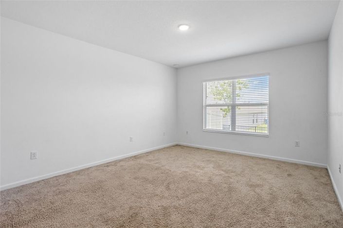 Image No.30-4 Bed House for sale