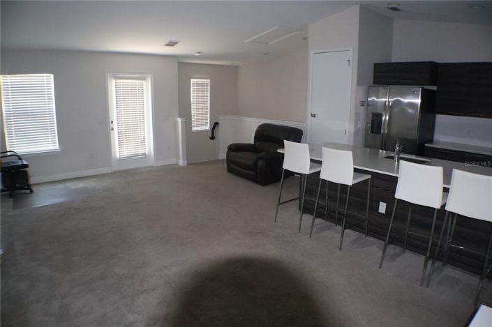 Image No.12-2 Bed Townhouse for sale