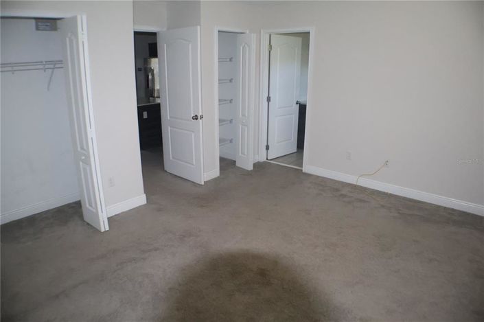 Image No.14-2 Bed Townhouse for sale