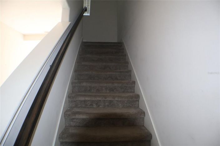 Image No.9-2 Bed Townhouse for sale