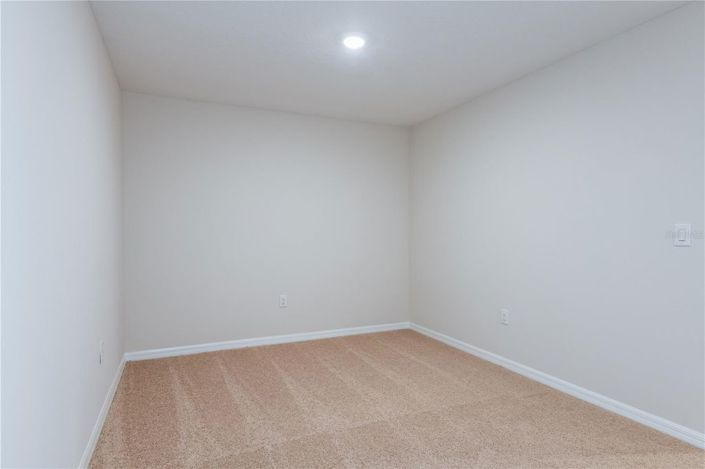 Image No.12-3 Bed Townhouse for sale