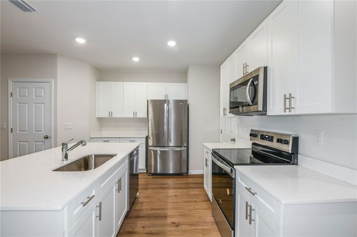 Image No.5-3 Bed Townhouse for sale