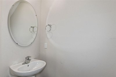 1644757459