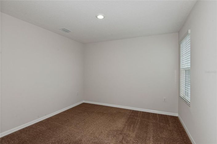 Image No.17-3 Bed Townhouse for sale