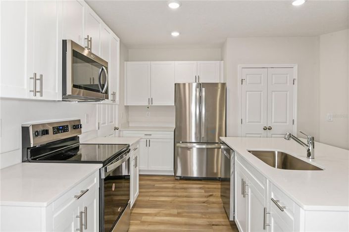 Image No.5-3 Bed Townhouse for sale