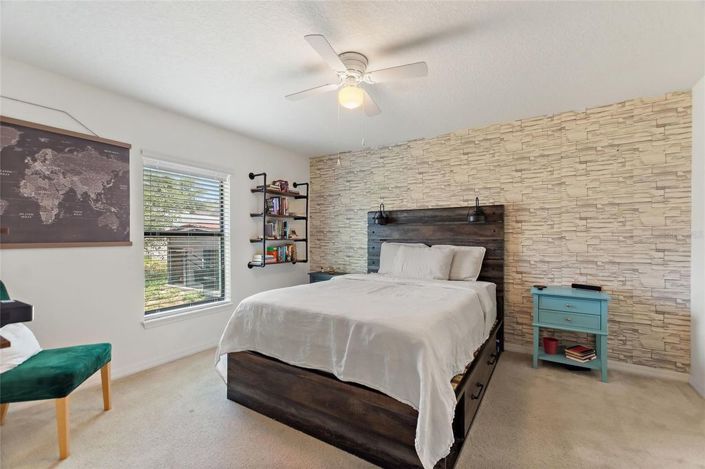 Image No.13-3 Bed House for sale