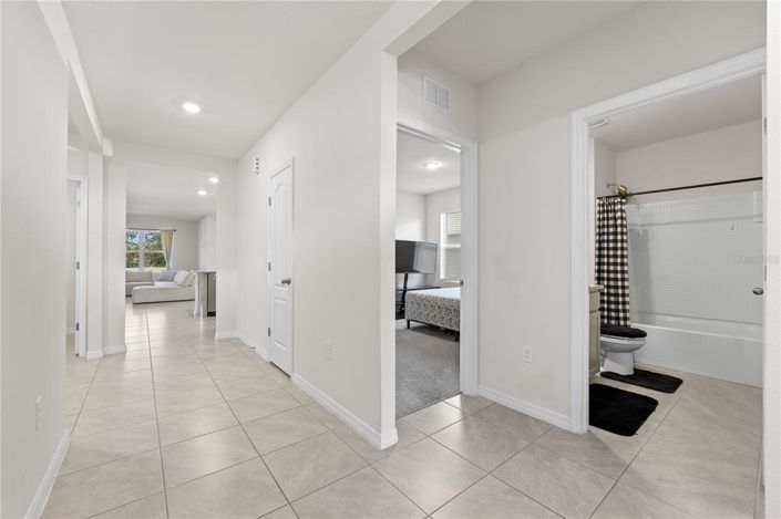 Image No.11-4 Bed House for sale