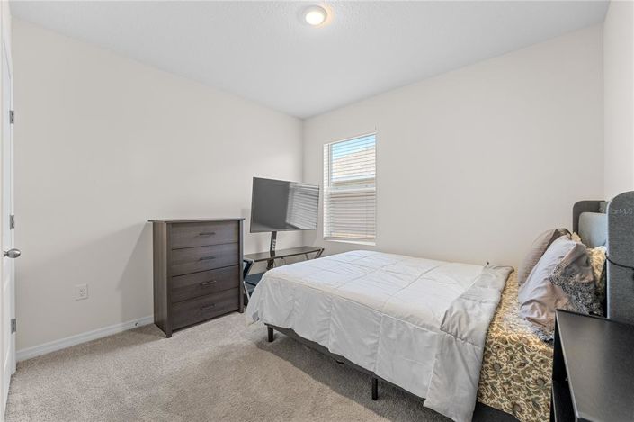 Image No.18-4 Bed House for sale