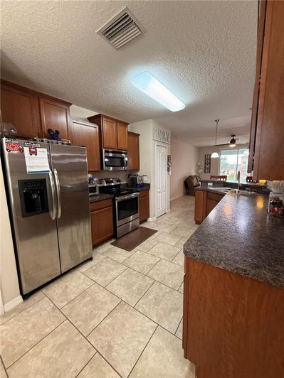 Image No.11-3 Bed House for sale