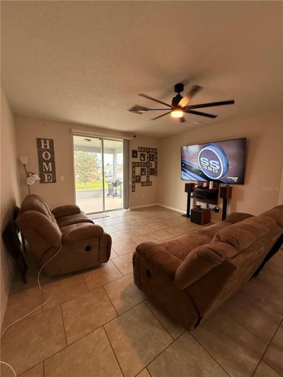 Image No.15-3 Bed House for sale