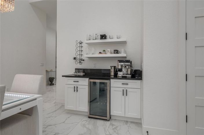 Image No.16-4 Bed House for sale