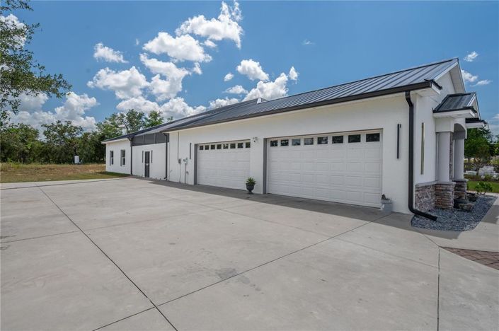 Image No.37-4 Bed House for sale