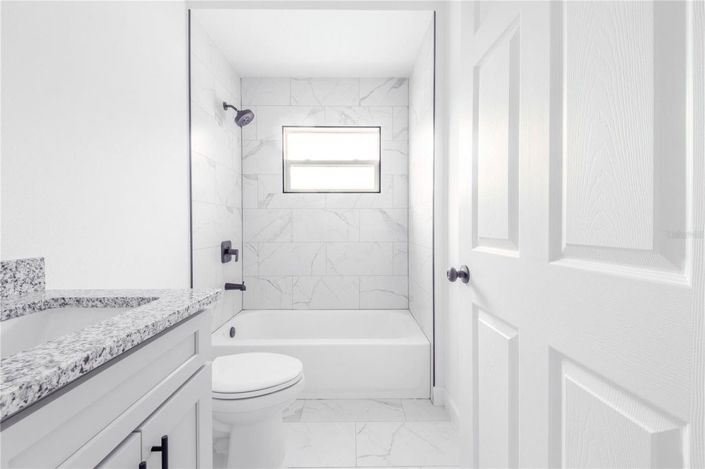 Image No.21-4 Bed House for sale