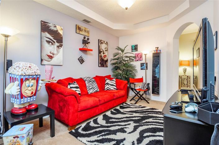 Image No.10-4 Bed House for sale