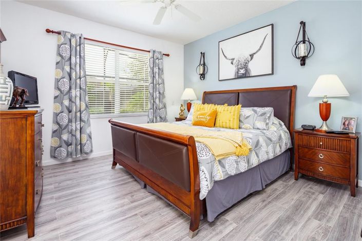 Image No.13-4 Bed House for sale