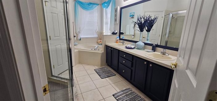 Image No.15-4 Bed House for sale