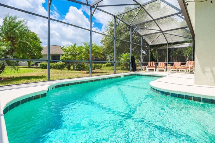 Image No.27-4 Bed House for sale