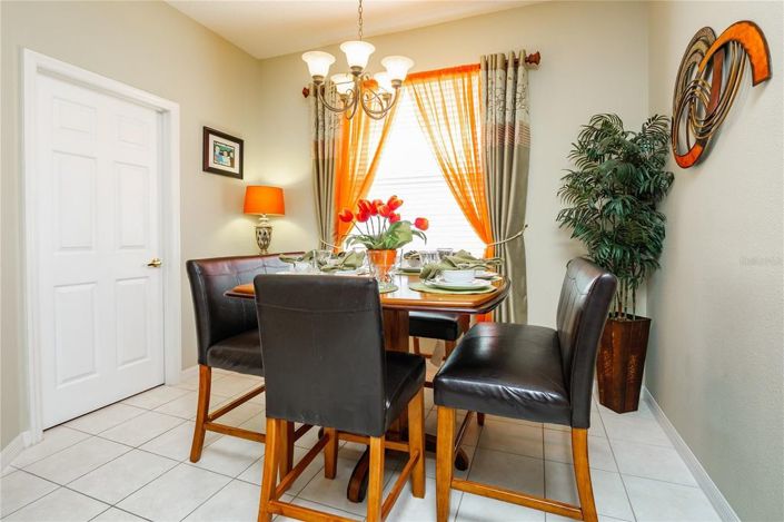 Image No.8-4 Bed House for sale