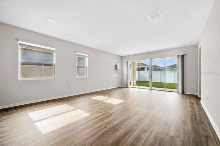 Image No.12-Maison de 4 chambres à vendre à Saint John