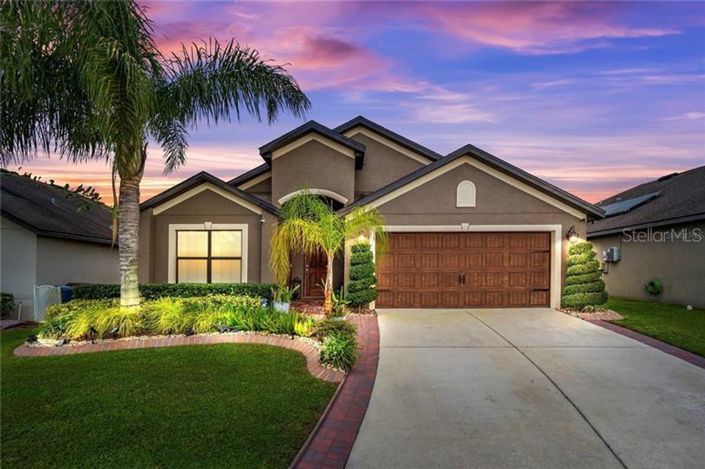 Image No.1-4 Bed House for sale