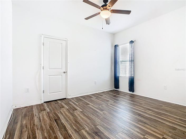 Image No.17-3 Bed House for sale