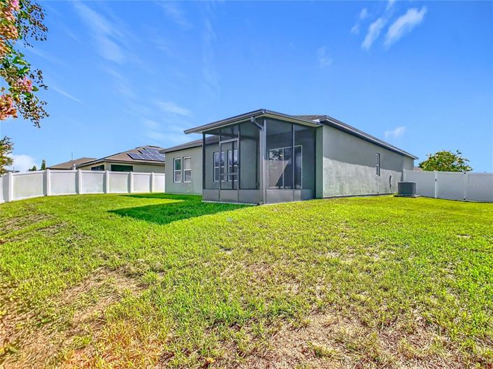 Image No.35-3 Bed House for sale