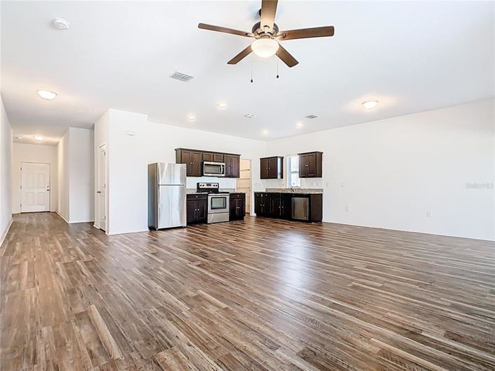 Image No.7-3 Bed House for sale