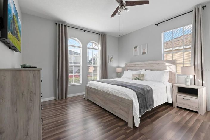 Image No.22-5 Bed House for sale