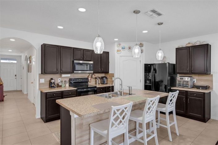 Image No.4-4 Bed House for sale