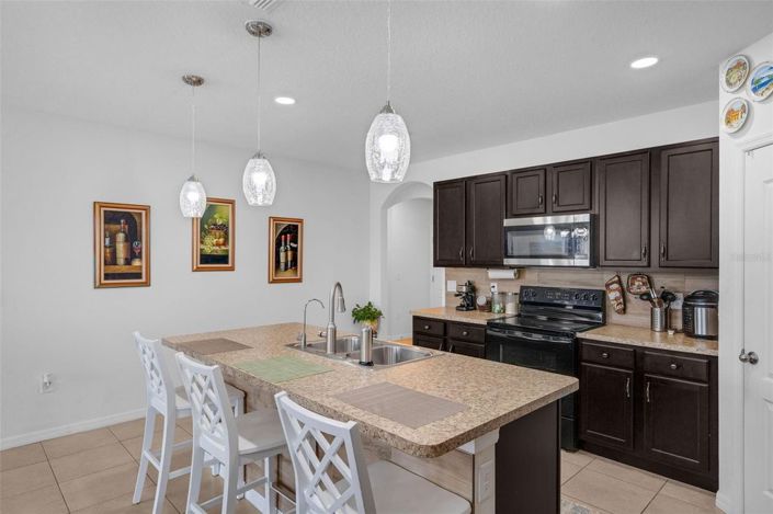 Image No.5-4 Bed House for sale