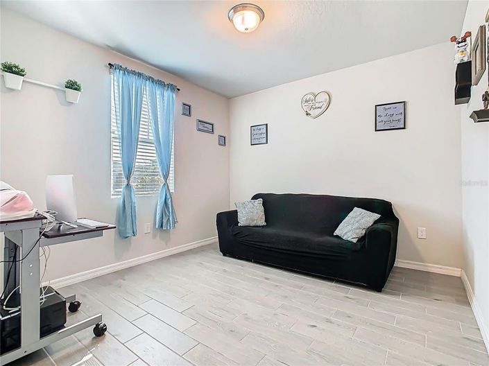 Image No.23-3 Bed House for sale