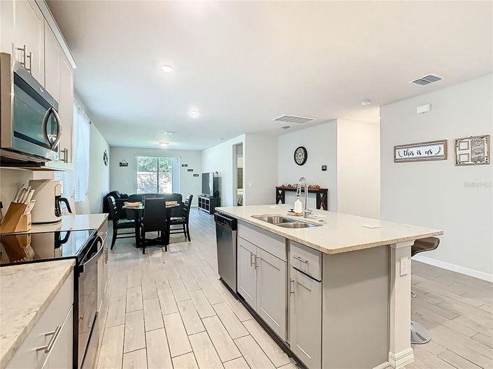 Image No.6-3 Bed House for sale