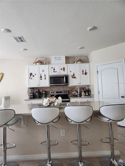 Image No.6-5 Bed House for sale