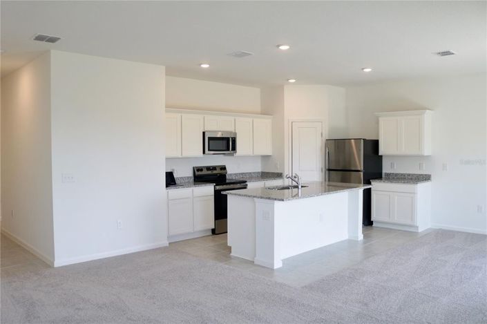 Image No.14-4 Bed House for sale